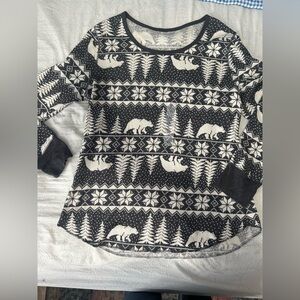 Black and White Patterned Women's Sweater large size old navy